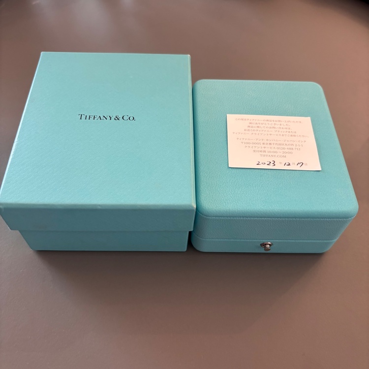 Tiffany & Co. T トゥ カーネリアン ダイヤモンド サークル ネックレス（宝石）の商品画像 - 査定依頼日：2026年9月28日 - 最高査定価格：270,000円