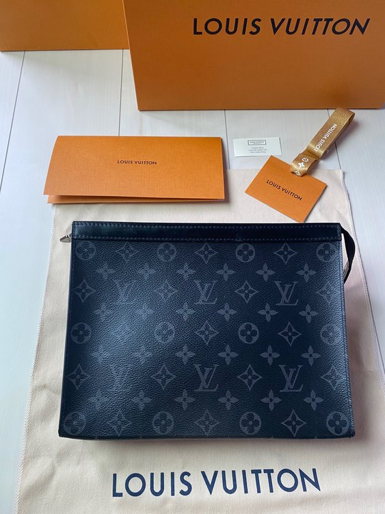 エクリプス　M61692（ブランドバッグ）の商品画像 - 査定依頼日：2022年9月29日 - 最高査定価格：60,000円