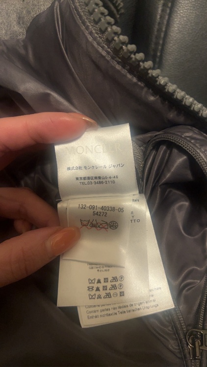 MONTGENEVRE GIUBBOTTO（古着・ファッション）の商品画像 - 査定依頼日：2026年2月11日 - 最高査定価格：100,000円