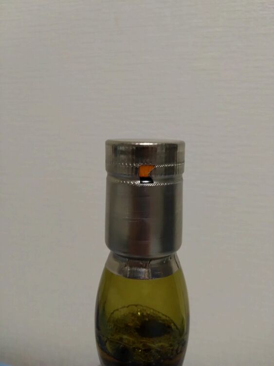 タリスカー25年（お酒）の商品画像 - 査定依頼日：2025年6月18日 - 最高査定価格：75,000円