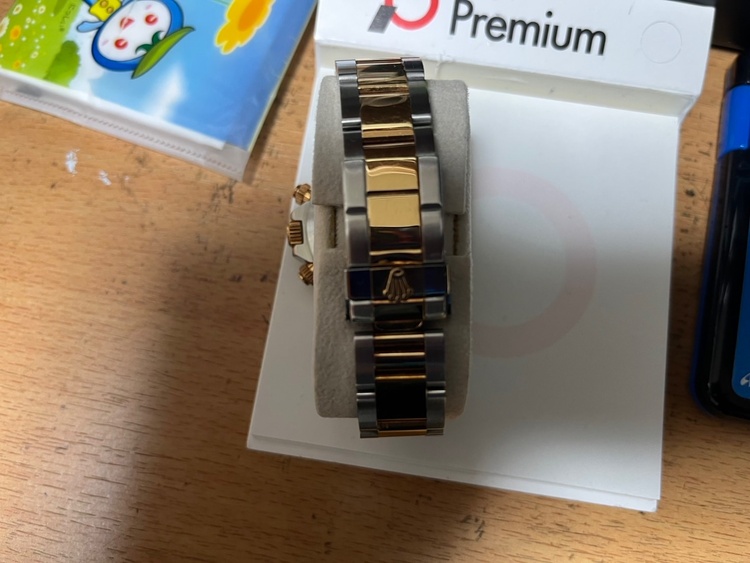 ロレックス デイトナ 1652（高級時計）の商品画像 - 査定依頼日：2026年3月12日 - 最高査定価格：2,760,000円