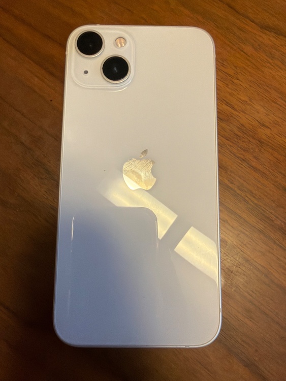 iPhone 13 128GB SIMフリー（スマホ）の商品画像 - 査定依頼日：2026年2月11日 - 最高査定価格：33,000円