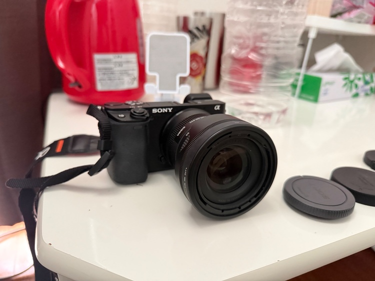 Sony ILCE-6400 α6400（カメラ）の商品画像 - 査定依頼日：2026年9月26日 - 最高査定価格：108,000円