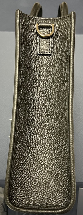 ディオール  （ブランドバッグ）の商品画像 - 査定依頼日：2025年10月23日 - 最高査定価格：280,000円