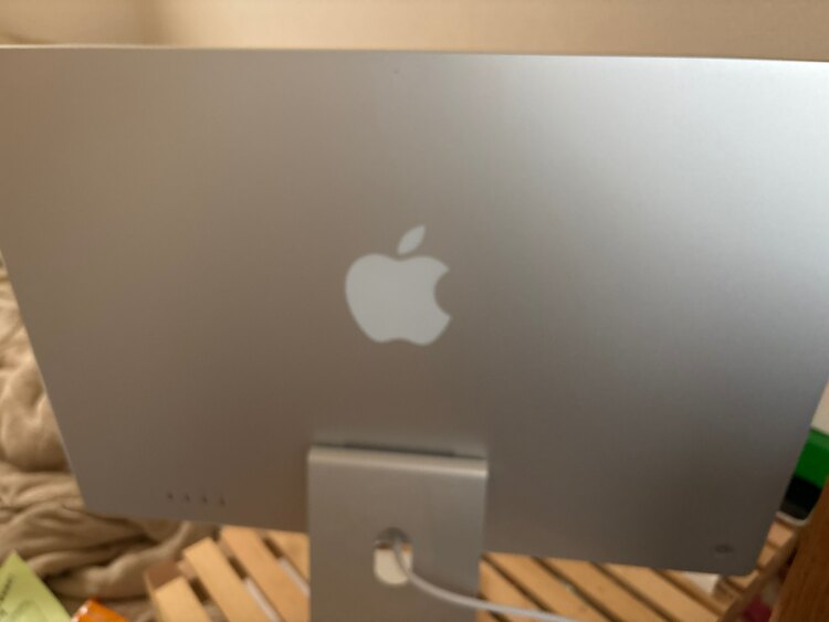 iMac（PC・タブレット）の商品画像 - 査定依頼日：2025年3月16日 - 最高査定価格：50,000円