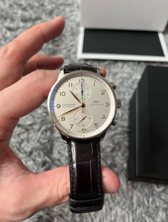 IWC ポルトギーゼ （高級時計）の商品画像 - 査定依頼日：2025年9月16日 - 最高査定価格：500,000円