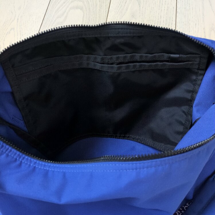 THE NORTH FACE ショルダーバッグ　品番N24FO082 ONE（古着・ファッション）の商品画像 - 査定依頼日：2026年4月3日 - 最高査定価格：3,000円