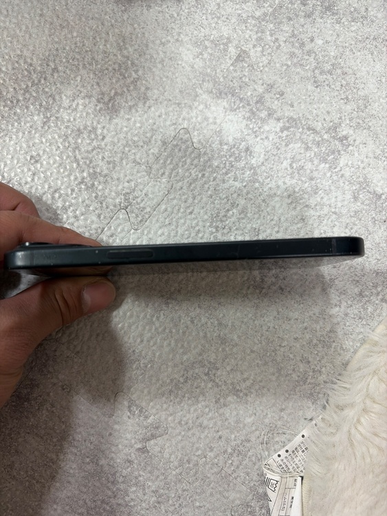 iPhone iPhone 15 128GB SIMフリー（スマホ）の商品画像 - 査定依頼日：2026年7月5日 - 最高査定価格：57,000円