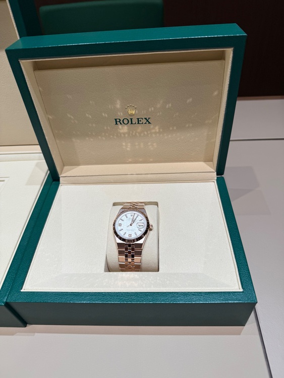 ロレックス その他 （高級時計）の商品画像 - 査定依頼日：2025年8月31日 - 最高査定価格：7,600,000円