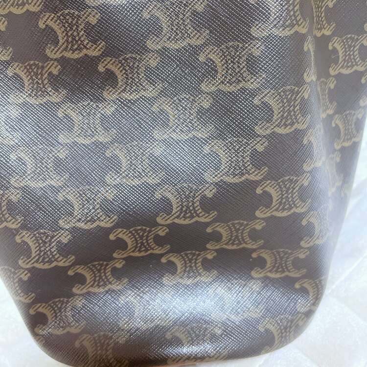 セリーヌ  （ブランドバッグ）の商品画像 - 査定依頼日：2025年5月17日 - 最高査定価格：150,000円