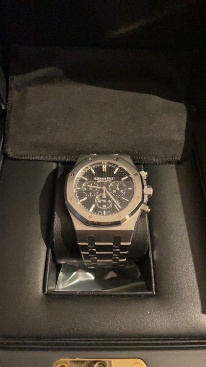 オーデマピゲ ロイヤルオーク （高級時計）の商品画像 - 査定依頼日：2025年12月10日 - 最高査定価格：5,580,000円