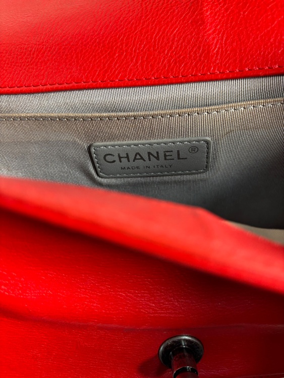 マトラッセ　ボーイシャネル　ラムスキン　レッド（ブランドバッグ）の商品画像 - 査定依頼日：2025年6月18日 - 最高査定価格：300,000円