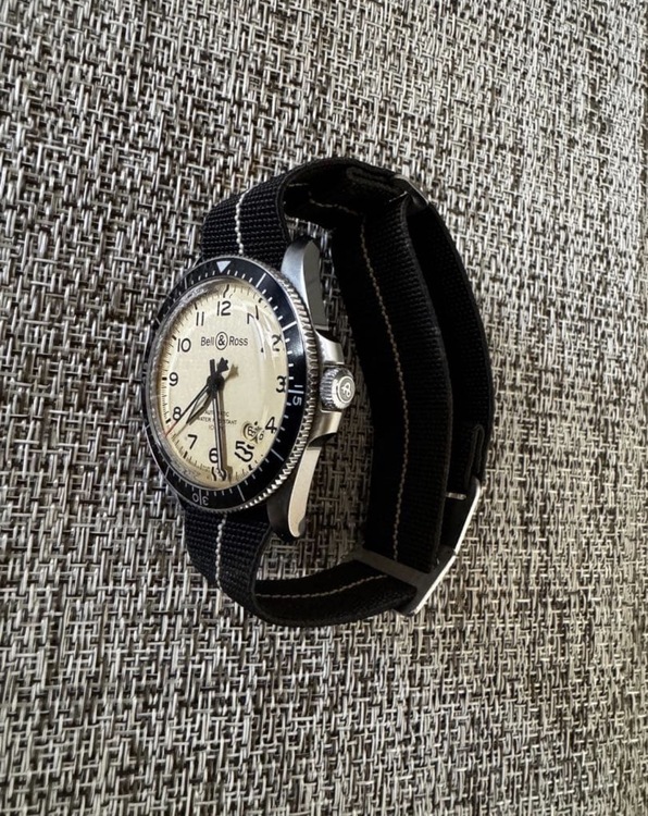 ベル&amp;ロス その他 Bell&Ross V2-92 MILITARY BEIGE（高級時計）の商品画像 - 査定依頼日：2026年4月11日 - 最高査定価格：170,000円