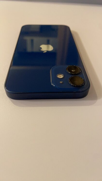 iPhone 12mini128㎇（スマホ）の商品画像 - 査定依頼日：2025年5月30日 - 最高査定価格：23,000円