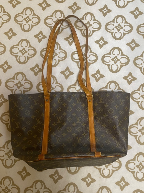 ルイヴィトン モノグラム （ブランドバッグ）の商品画像 - 査定依頼日：2025年12月21日 - 最高査定価格：40,000円