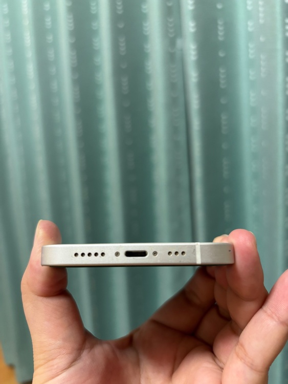 iPhone iPhone 12 64GB Softbank（スマホ）の商品画像 - 査定依頼日：2026年9月14日 - 最高査定価格：20,500円