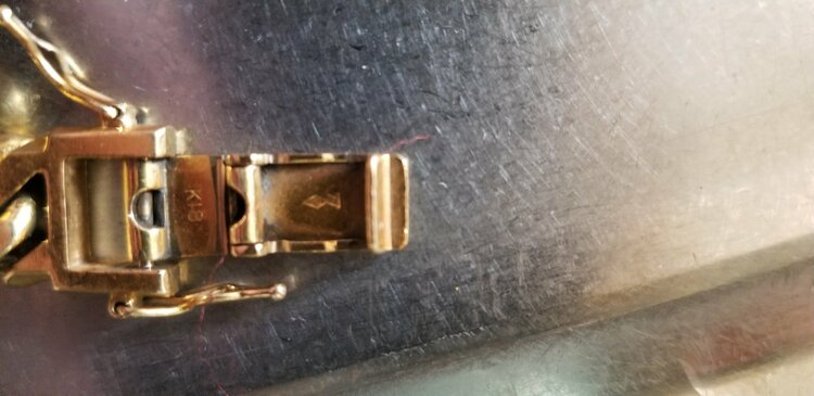 ブレスレット100g（金・貴金属）の商品画像 - 査定依頼日：2026年4月16日 - 最高査定価格：2,020,000円