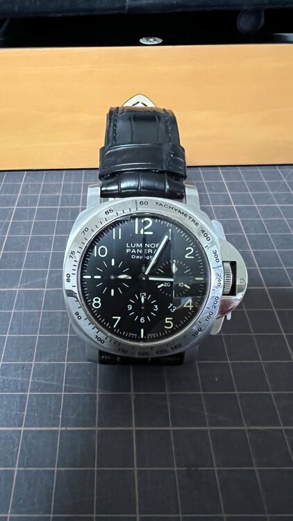 パネライ ルミノール 0019（高級時計）の商品画像 - 査定依頼日：2026年1月16日 - 最高査定価格：620,000円