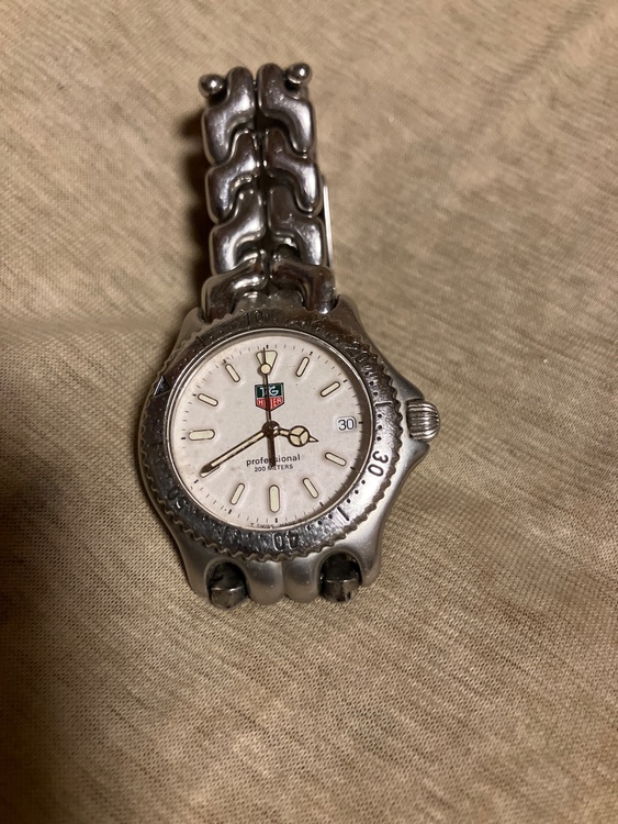 タグホイヤー その他 （高級時計）の商品画像 - 査定依頼日：2026年1月30日 - 最高査定価格：30,000円