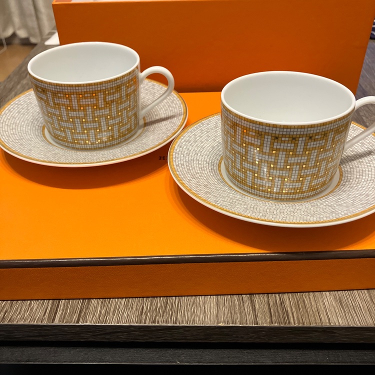 エルメス新品《モザイク24》ティーカップ＆ソーサー　２客セット（食器）の商品画像 - 査定依頼日：2025年8月26日 - 最高査定価格：40,000円