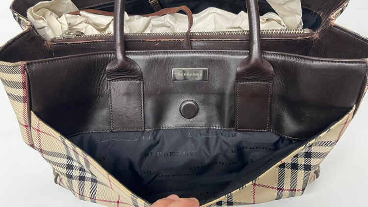 その他 バーバリー （ブランドバッグ）の商品画像 - 査定依頼日：2025年5月20日 - 最高査定価格：8,000円