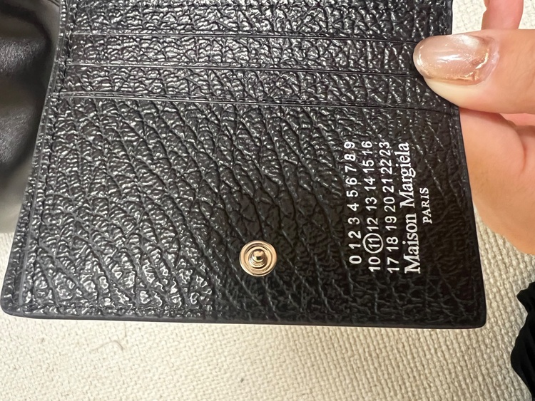 その他 その他 （ブランドバッグ）の商品画像 - 査定依頼日：2026年4月29日 - 最高査定価格：7,000円