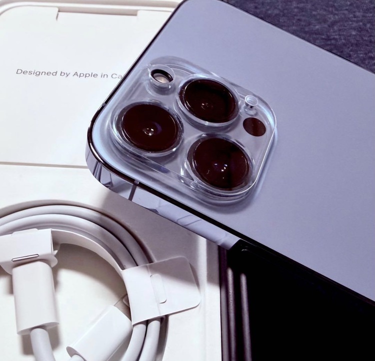 iPhone 13 Pro Max 256GB SIMフリー（スマホ）の商品画像 - 査定依頼日：2026年3月3日 - 最高査定価格：61,000円