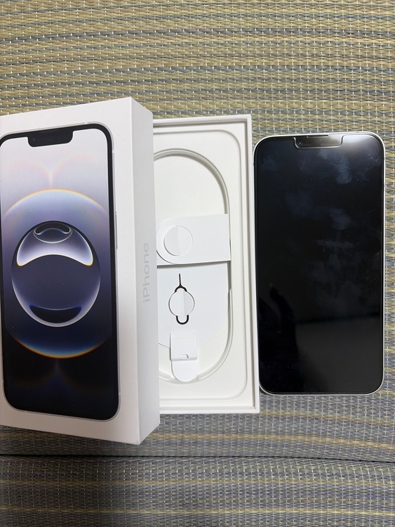 iPhone 16e 128GB SIMフリー（スマホ）の商品画像 - 査定依頼日：2026年5月19日 - 最高査定価格：65,000円