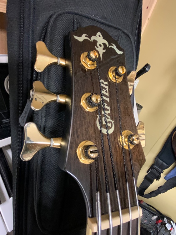Crafter BA-580EQ-5/TBK（ピアノ・楽器・PA機材）の商品画像 - 査定依頼日：2026年10月12日 - 最高査定価格：24,000円