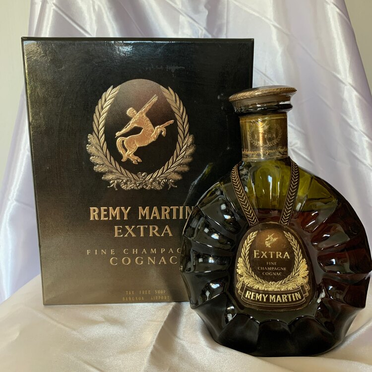 ブランデー コニャック （お酒）の商品画像 - 査定依頼日：2025年4月11日 - 最高査定価格：9,000円