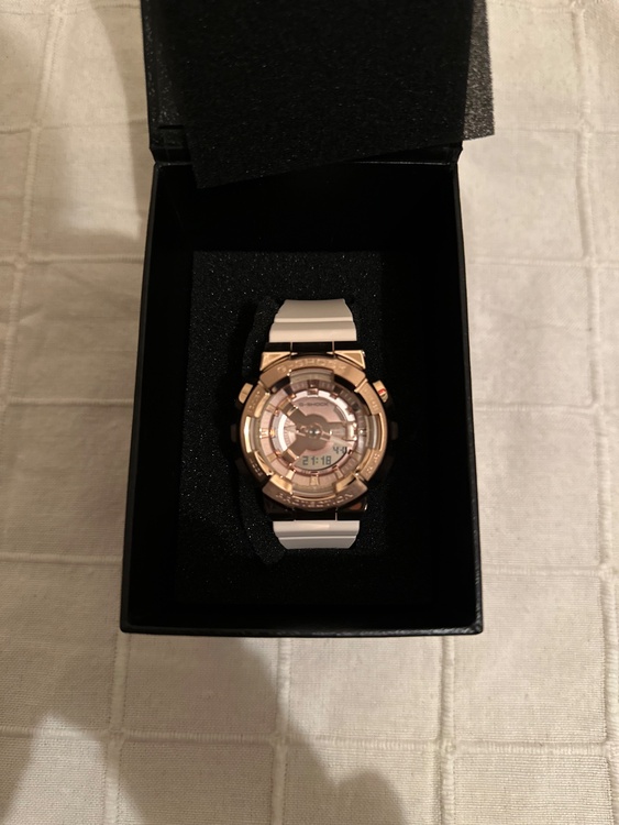 G-SHOCK その他 GM-S110PG-4AJf（高級時計）の商品画像 - 査定依頼日：2025年12月7日 - 最高査定価格：4,250円