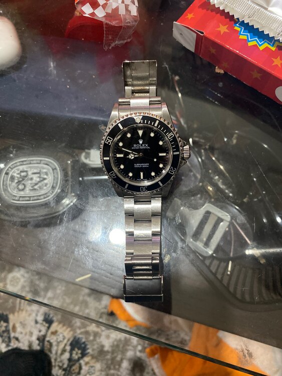 ロレックス サブマリーナー 14060m（高級時計）の商品画像 - 査定依頼日：2025年1月16日 - 最高査定価格：1,380,000円