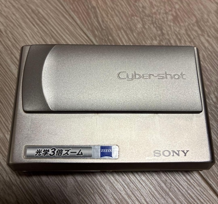 Cyber-shot（カメラ）の商品画像 - 査定依頼日：2026年4月9日 - 最高査定価格：2,000円