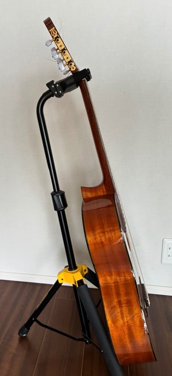 Matsuoka Guitar MC-70S（ピアノ・楽器・PA機材）の商品画像 - 査定依頼日：2026年6月4日 - 最高査定価格：12,000円