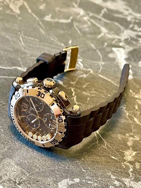 3000本限定ハッピースポーツ（高級時計）の商品画像 - 査定依頼日：2026年3月21日 - 最高査定価格：1,250,000円