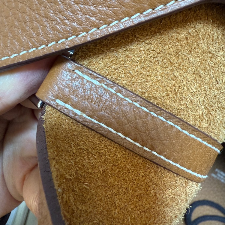 ピコタンロックmm（ブランドバッグ）の商品画像 - 査定依頼日：2025年11月7日 - 最高査定価格：300,000円