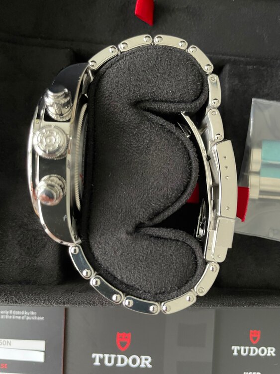 M79360N-0001（高級時計）の商品画像 - 査定依頼日：2025年5月1日 - 最高査定価格：480,000円