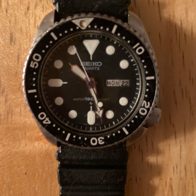 SEIKO セイコー クオーツ 7548-7000 ダイバー 150m デイデイ（高級時計）の商品画像 - 査定依頼日：2025年11月25日 - 最高査定価格：10,000円