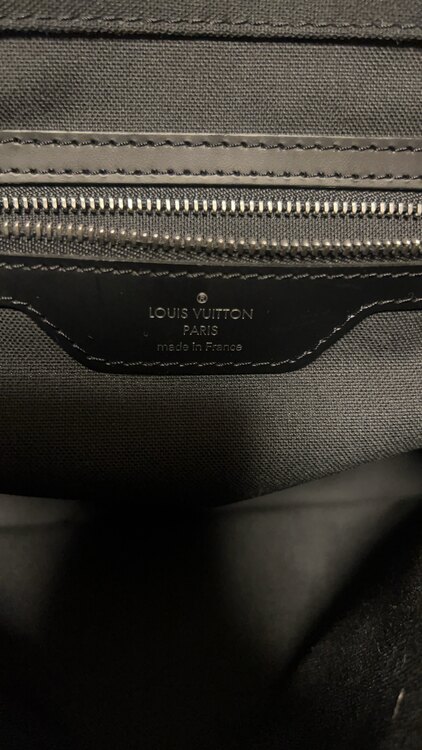 ルイヴィトン タイガ （ブランドバッグ）の商品画像 - 査定依頼日：2025年2月23日 - 最高査定価格：35,000円