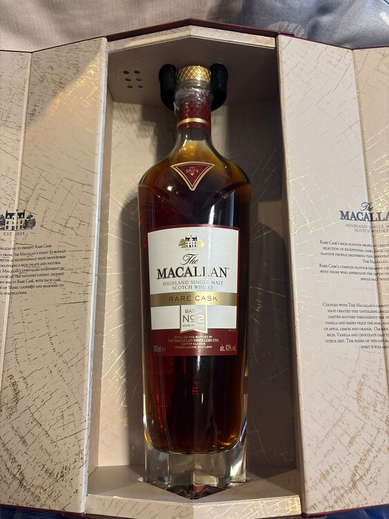 ウイスキー マッカラン （お酒）の商品画像 - 査定依頼日：2025年5月24日 - 最高査定価格：24,000円