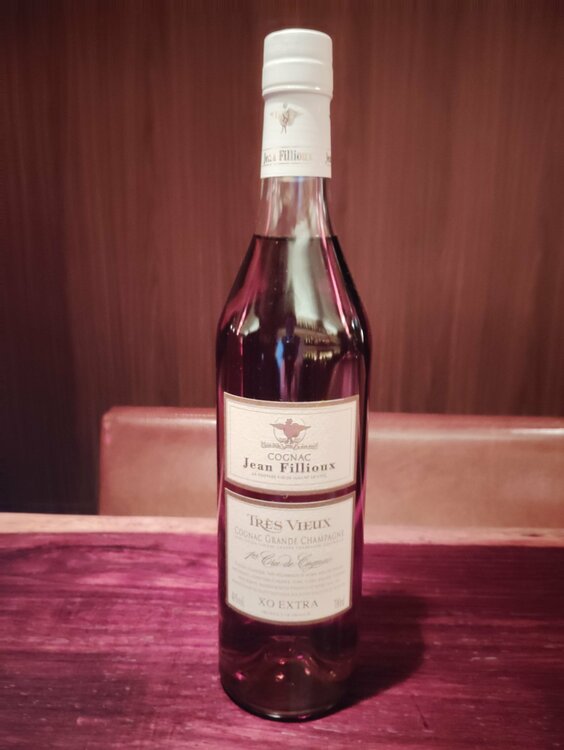 ジャンフィユー　トレヴュー（お酒）の商品画像 - 査定依頼日：2026年3月22日 - 最高査定価格：7,000円