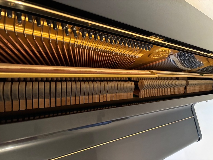 YAMAHA U1 2756105（ピアノ・楽器・PA機材）の商品画像 - 査定依頼日：2026年7月21日 - 最高査定価格：115,000円