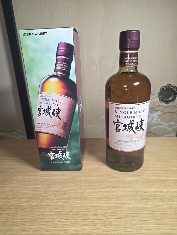 宮城峡シングルモルト（お酒）の商品画像 - 査定依頼日：2026年3月21日 - 最高査定価格：4,000円