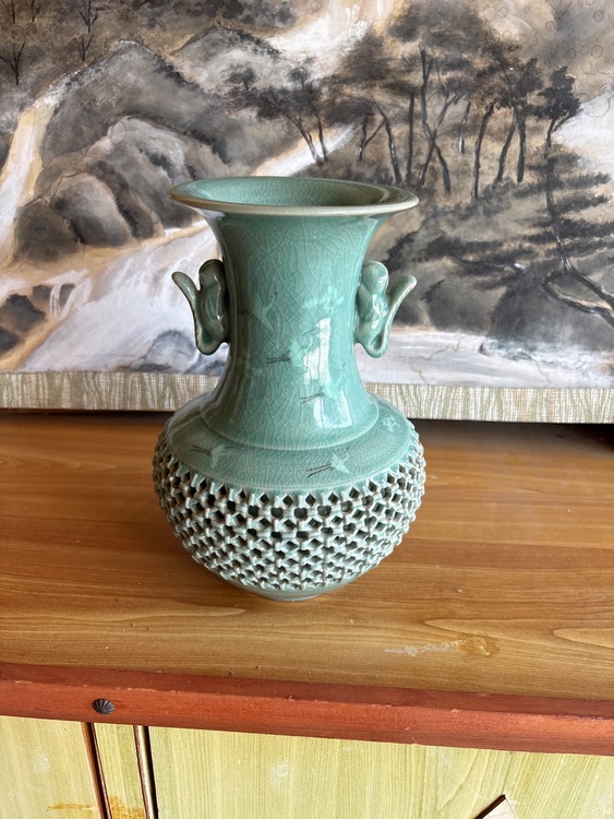 天然木一枚板座卓/壺（花瓶）（家具・寝具）の商品画像 - 査定依頼日：2026年7月29日 - 最高査定価格：5,000円