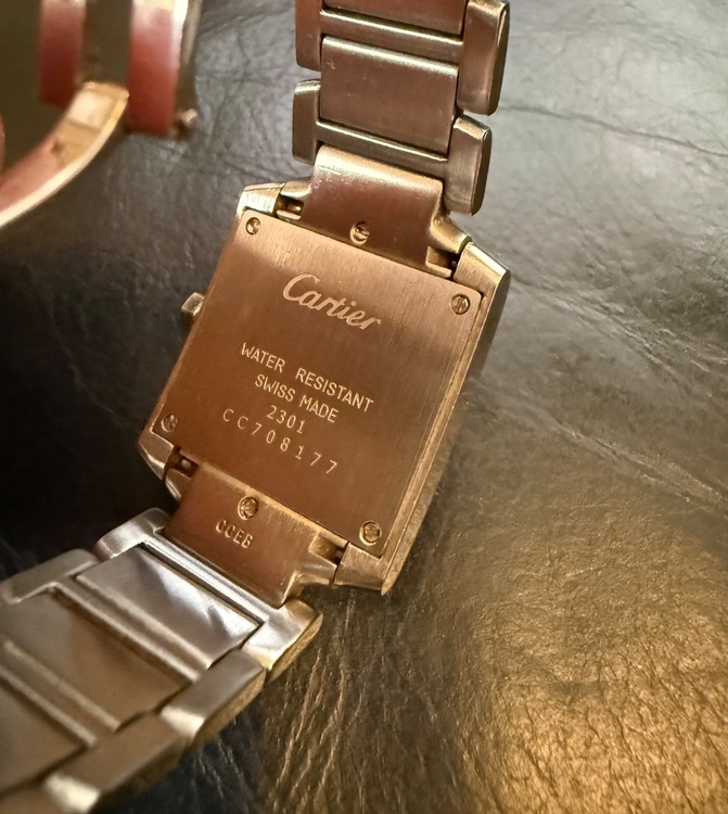 カルティエ　タンク（高級時計）の商品画像 - 査定依頼日：2026年3月8日 - 最高査定価格：580,000円