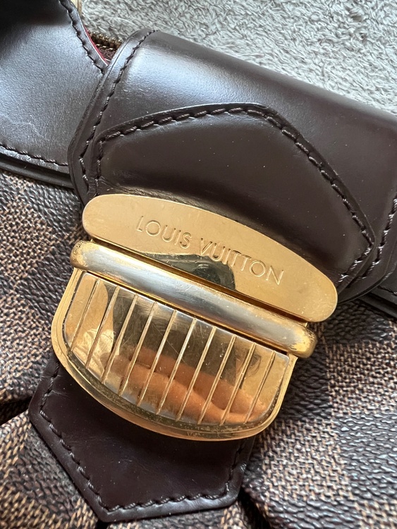 ハンドバッグ（ブランドバッグ）の商品画像 - 査定依頼日：2026年2月15日 - 最高査定価格：80,000円