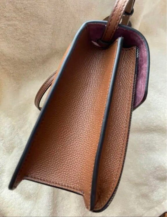 その他 バーバリー （ブランドバッグ）の商品画像 - 査定依頼日：2025年3月11日 - 最高査定価格：50,000円