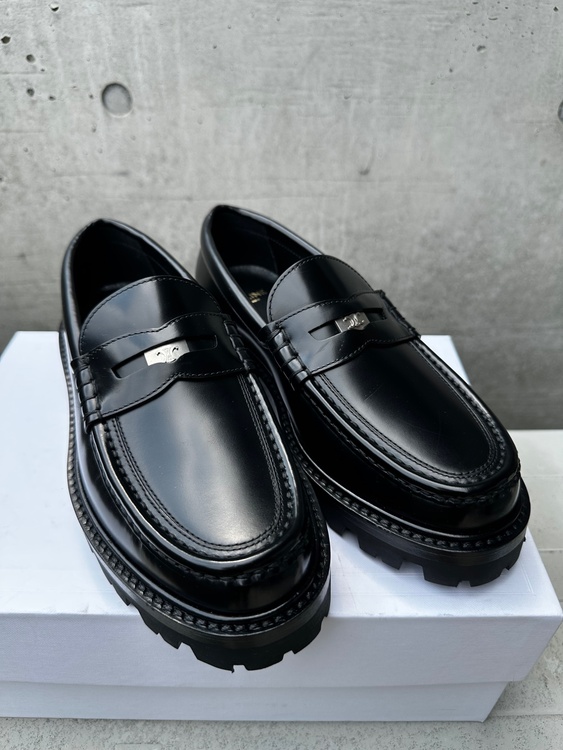 セリーヌ（古着・ファッション）の商品画像 - 査定依頼日：2026年8月4日 - 最高査定価格：35,000円