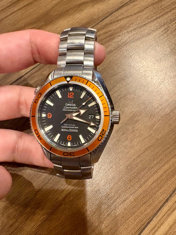 オメガシーマスタープラネットオーシャン（高級時計）の商品画像 - 査定依頼日：2025年10月11日 - 最高査定価格：400,000円