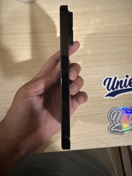 iPhone 14 Pro 128GB au（スマホ）の商品画像 - 査定依頼日：2026年2月17日 - 最高査定価格：60,000円